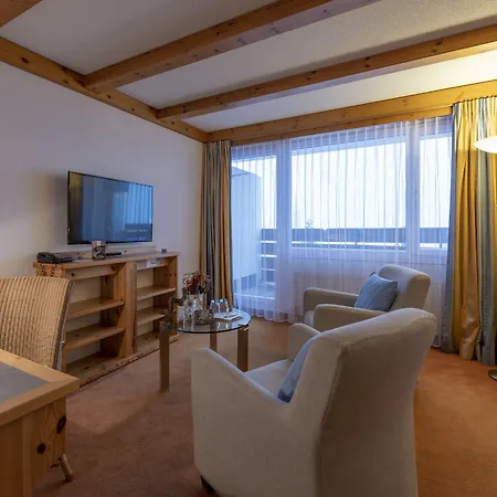 فندق وسبا صن ستار غريندلفالد جريندلوالد