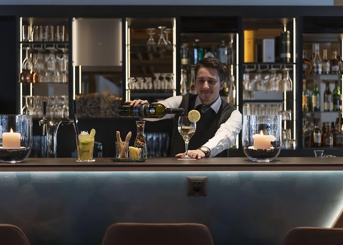 Отель Sunstar &